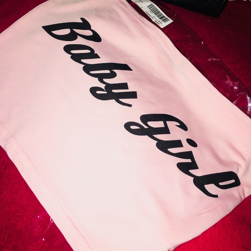 Crop top - Picture 2 of 4